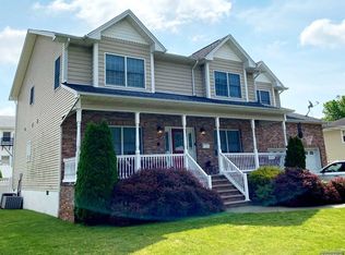 341 Maple St, Moonachie, NJ 07074