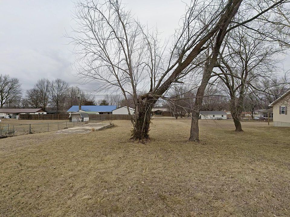 1st image of 1529 W Missouri Street