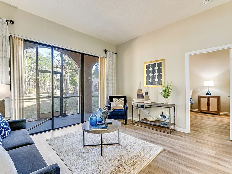 Park Tower - 55+ Active Adult Apartments — Photo 9