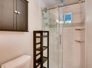 17 SW Taylors Ferry Rd, Portland, OR 97219