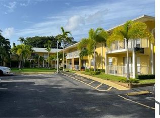 2536 Van Buren St, Hollywood, FL 33020