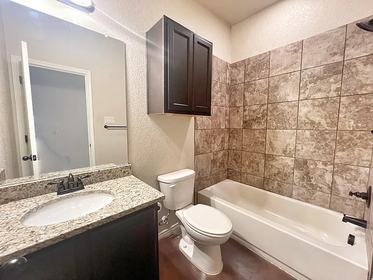 2611 Pahmeyer Rd — Photo 19