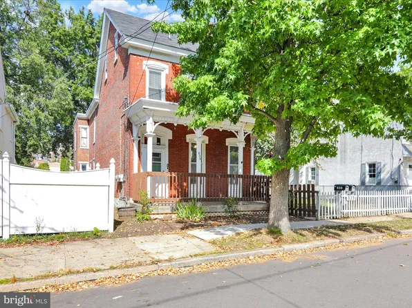839 South St, Pottstown, PA 19464