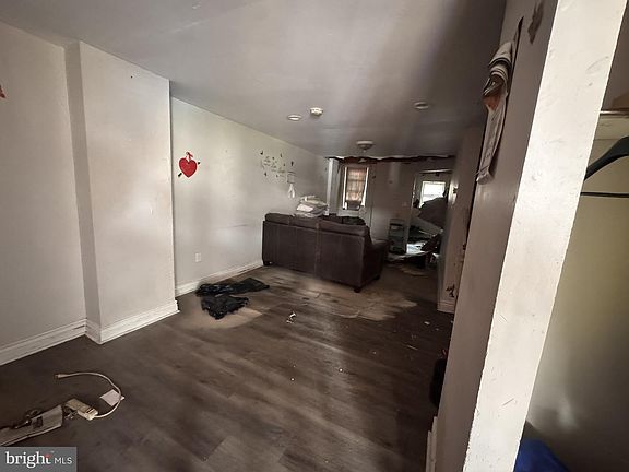 2nd image of 3013 N Lambert St