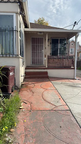 2218 Seminary Ave #A Photo 1