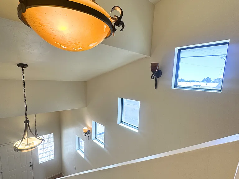 560 El Molino Blvd — Photo 10
