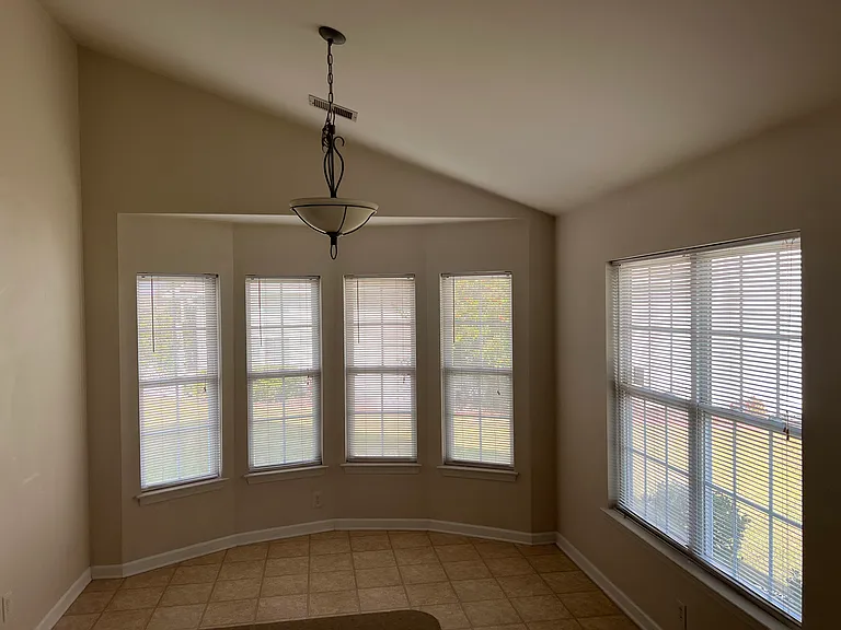150 Coldwater Cir — Photo 9