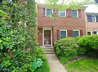 8218 Clifton Farm Ct, Alexandria, VA 22306