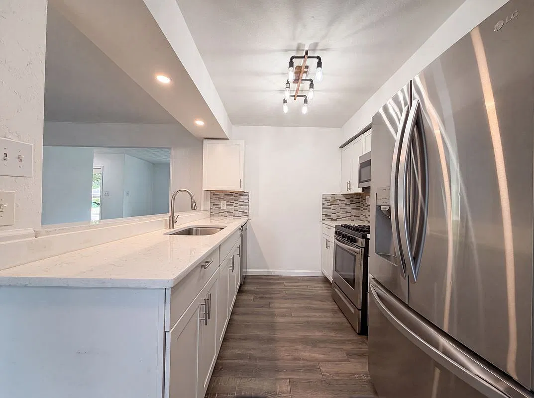 3 bed, 1088 sqft, $1,600 — Photo 3