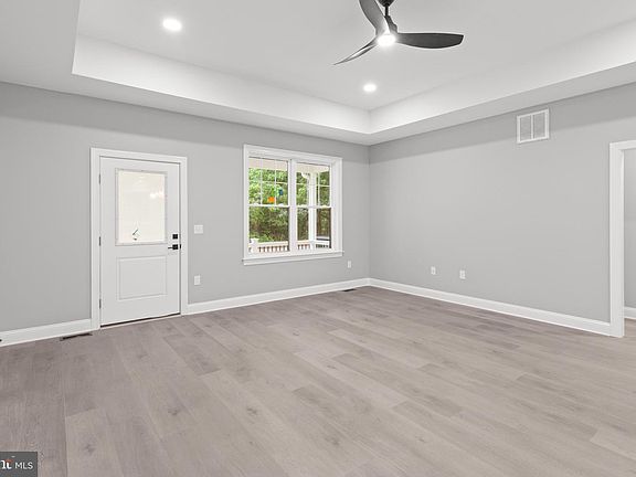 5th image of 9138 Cubbage Way