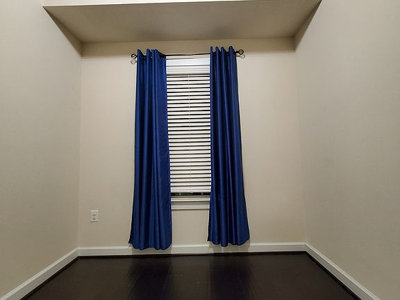 5th image of 2702 Prospect Hill Dr #1
