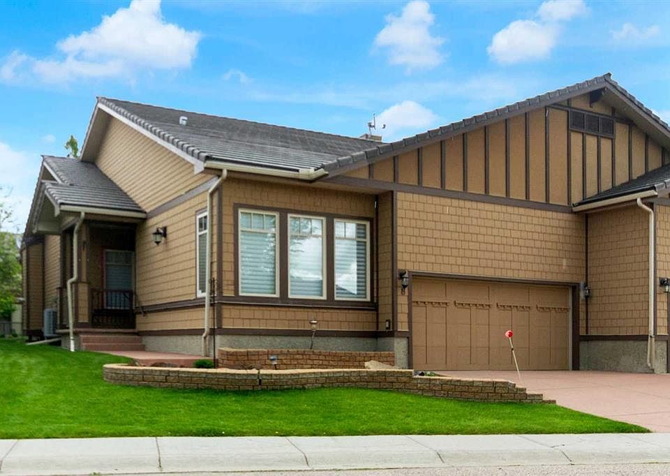 1st image of 8 W Bridle Estates Mnr SW