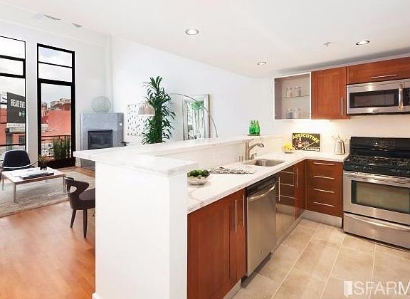3rd image of 200 Townsend St Unit 21