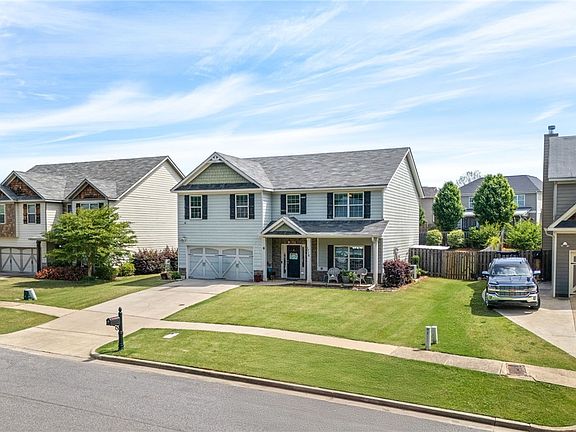 2nd image of 1716 Creekstone Dr