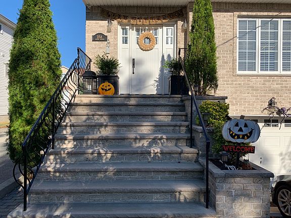 2nd image of 215A Joline Ave