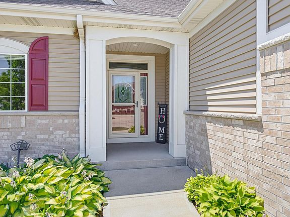 3rd image of 2408 Deercrest COURT