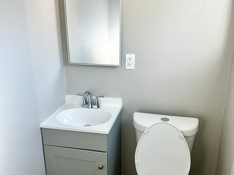 Sundance West Apartments — Photo 7