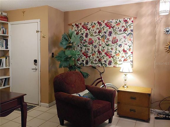 5th image of 3041 George Mason Ave APT D