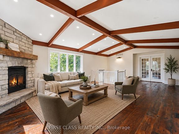 3rd image of 424 Concession Rd #8-E