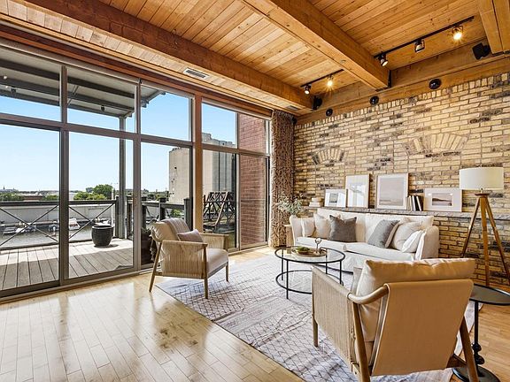 2nd image of 541 E Erie STREET #311