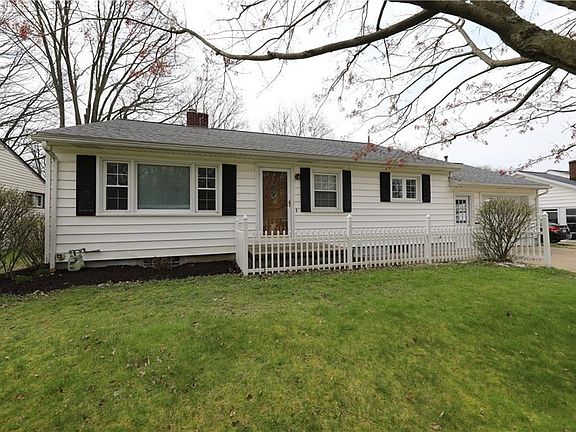 2nd image of 171 7th St