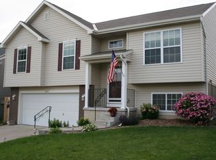 19376 U St, Omaha, NE 68135