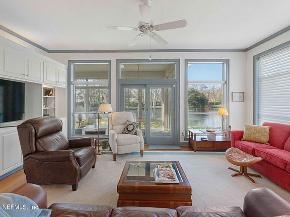 5th image of 169 SUMMERFIELD Drive
