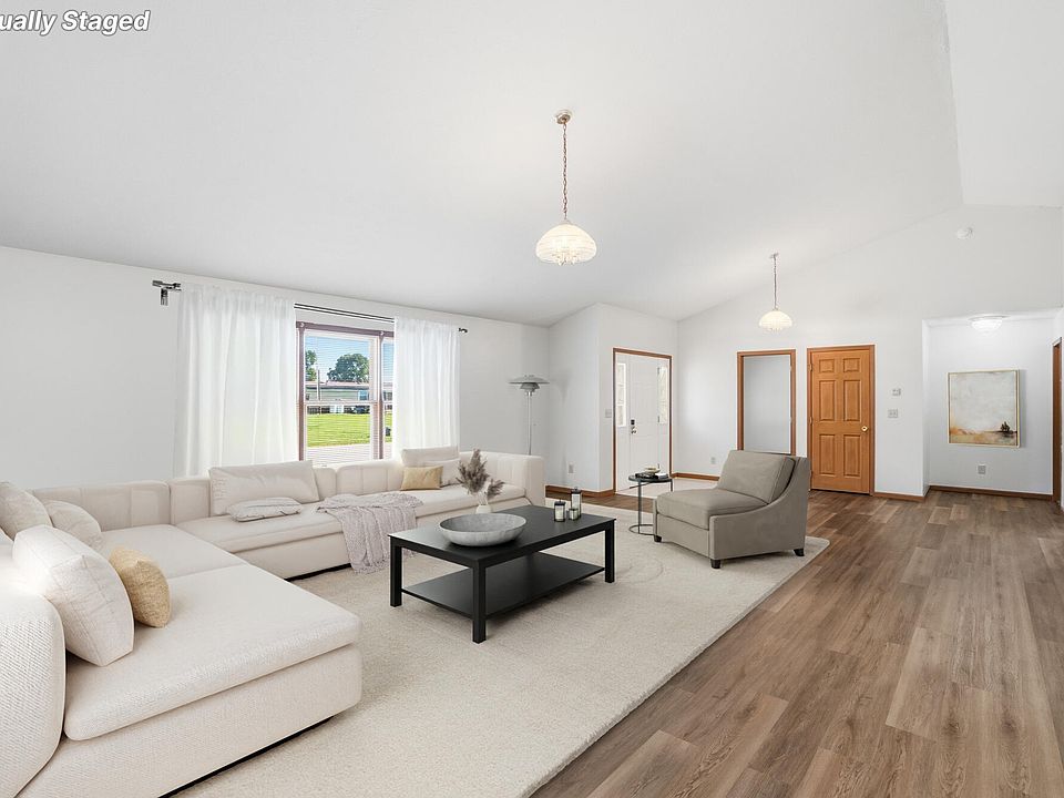 1st image of 61 Kays Way