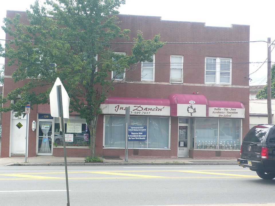 1st image of 128 Bloomfield Ave APT 4