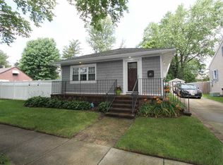 42 Laurel Ave, Linwood, NJ 08221
