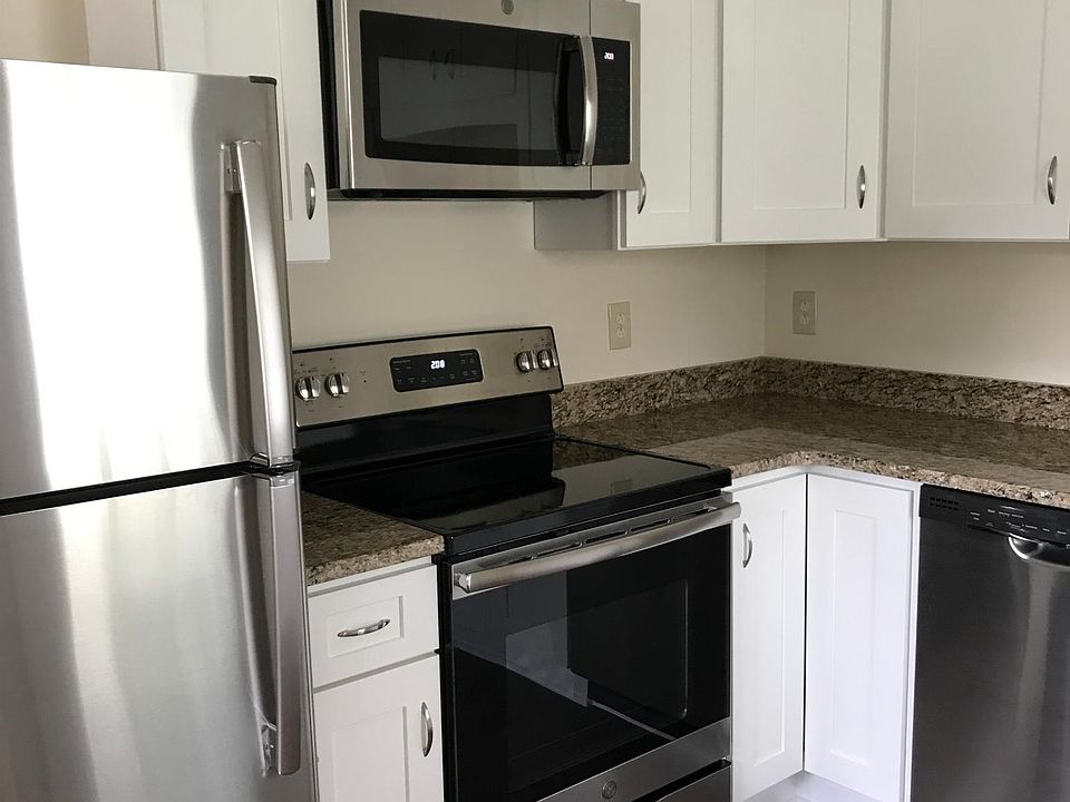 2nd image of 304 Washington Ave