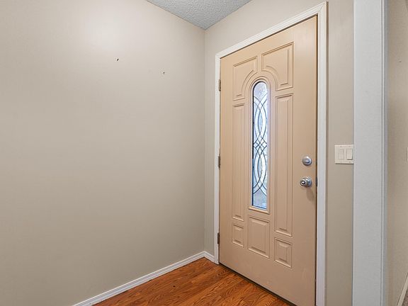 4th image of 1515 Pinetree Ln