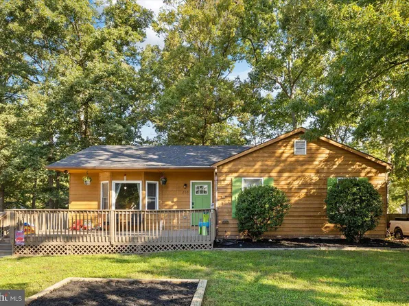 209 Gallimore Dr, Fredericksburg, VA 22407
