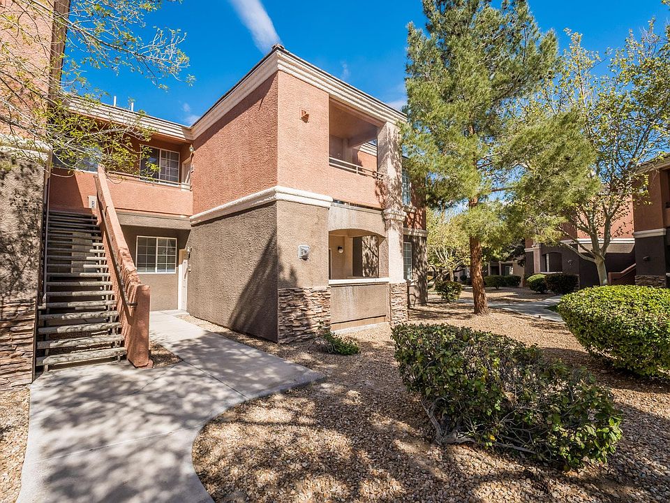 1st image of 1404 Kilamanjaro Ln Unit 203