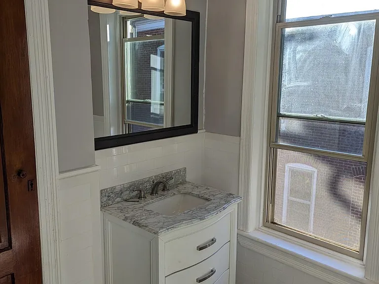248 Beech St — Photo 15