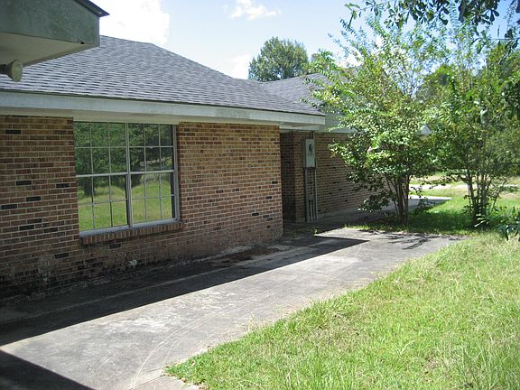 2nd image of 46307 Kintally Dr