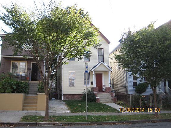3rd image of 36 Davenport Ave
