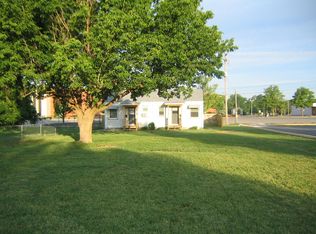 1327 N Robberson Ave APT A, Springfield, MO 65802