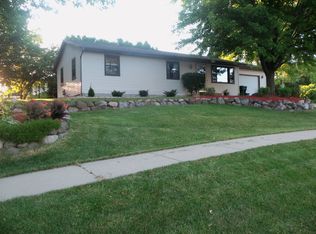 915 Lum Ave, Waterloo, WI 53594