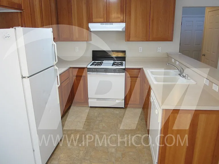 32 Baltar Loop — Photo 7