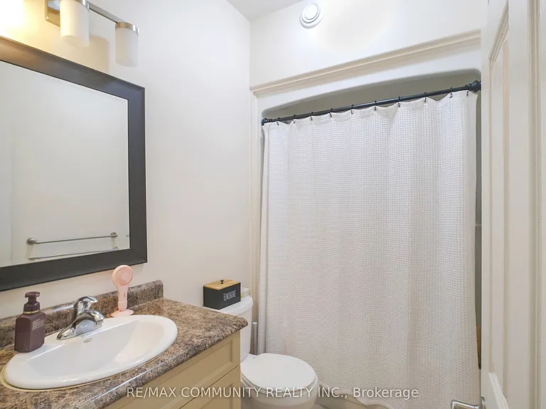 11 Stonecrest Blvd — Photo 21