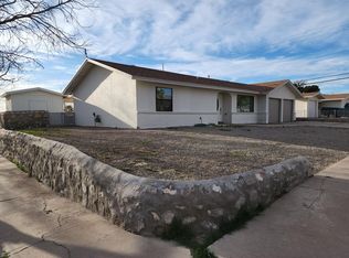 201 Vista Rio Cir, El Paso, TX 79912