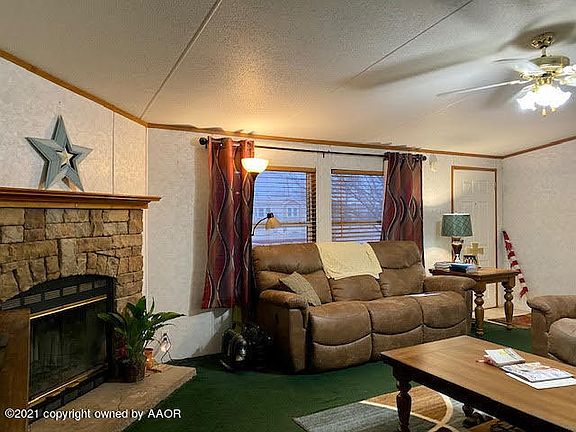 3rd image of 1500 Avenue H NW