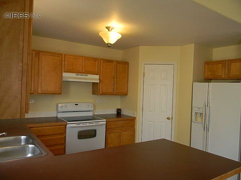 3rd image of 504 E 29th Street Dr