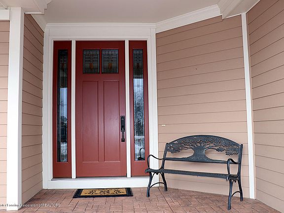 4th image of 594 Aquila Dr