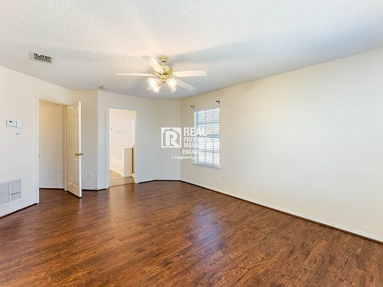 3929 Acorn Ln — Photo 25