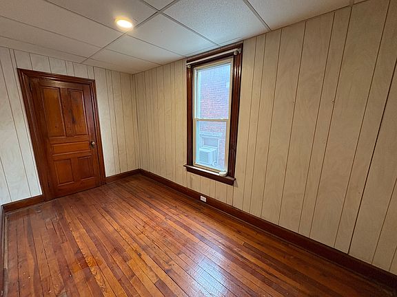 2nd image of 118 Hummel Ave Floor 2