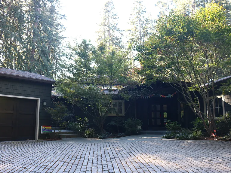 Redwood Ln — Photo 25