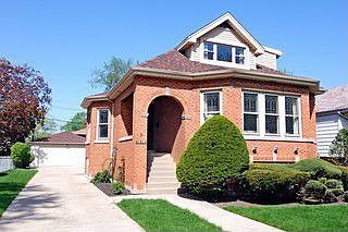 Well Maintained Brick Bungalow