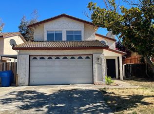 4800 Camino Royale Dr, Sacramento, CA 95823